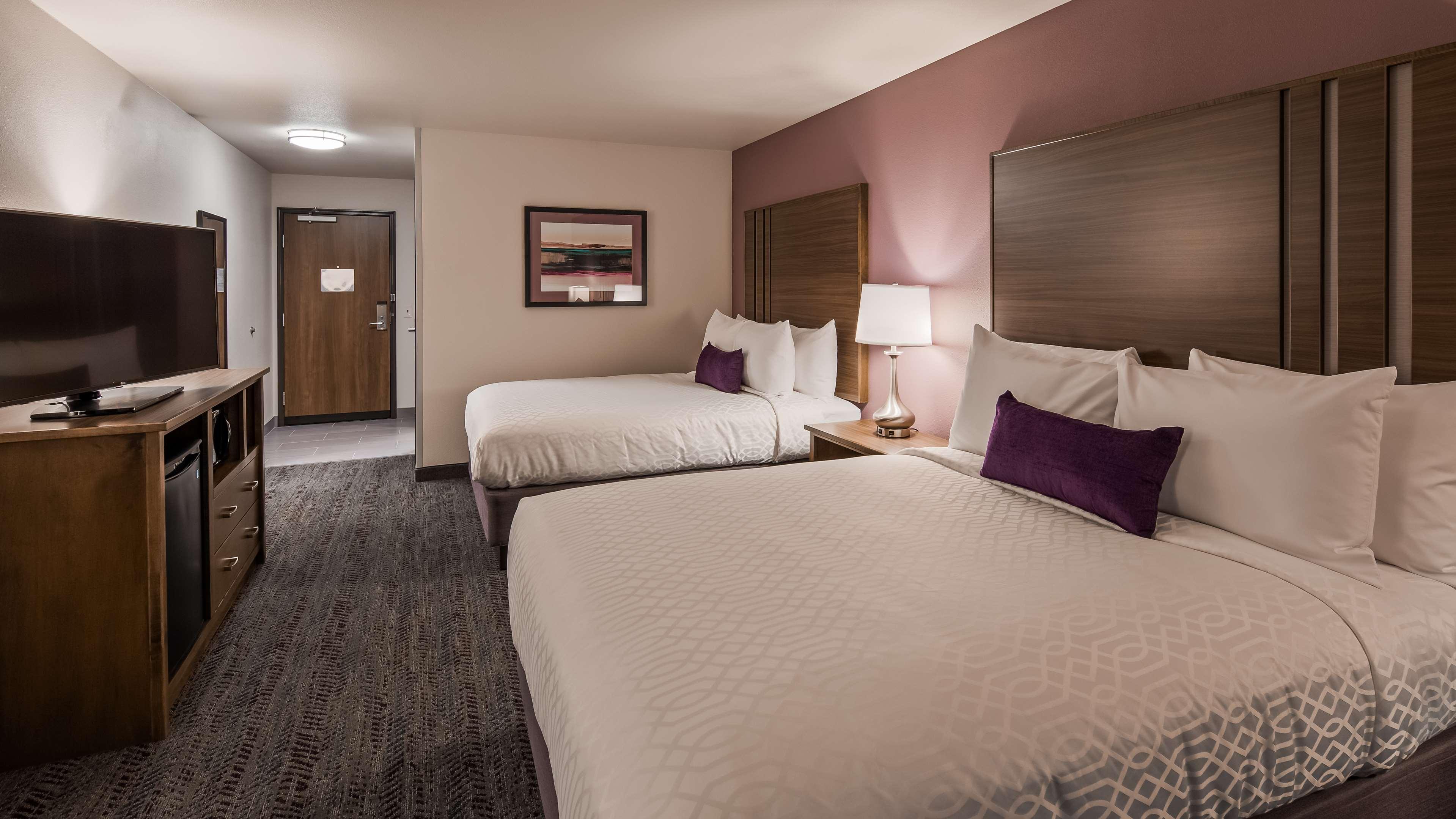 Best Western Plus Rapid City Rushmore Exterior photo